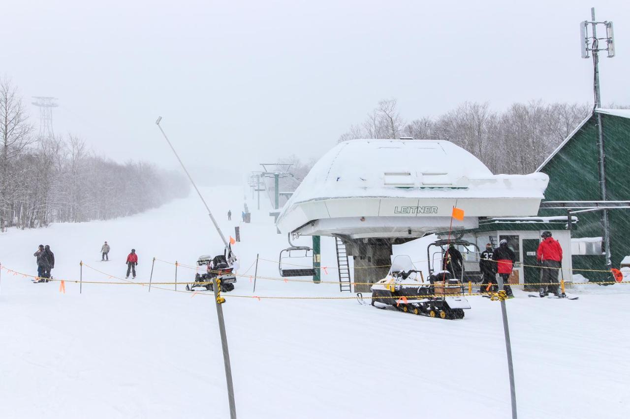 Jay Peak Getaway On Trout River Montgomery Exterior photo